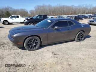 2018 Dodge Challenger R/T Plus с VIN 2C3CDZBT9JH200180, выставлен на аукционе Copart как лот 48494135 с пробегом 120 033 миль миль и Списание • Salvage title. История ставок и продаж доступна на DreamBid. Изображение 1.
