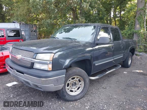 2004 Chevrolet Silverado 2500 LS z VIN 1GCGK23U44F110099, wystawiony jako IAAI lot #42840123 z przebiegiem 176 226 mil mil oraz . Historia ofert i sprzedaży dostępna na DreamBid. Obrazek 14.