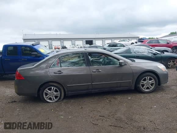 2007 Honda Accord EX-L with VIN 1HGCM56857A088836, listed as a IAAI auction lot 42440957 with 105,595 mi miles and . Bid and sale history available at DreamBid. Image 14.
