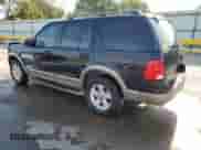 2003 Ford Explorer Eddie Bauer z VIN 1FMZU74W83UB86477, wystawiony jako Copart lot #70589215 z przebiegiem 188 799 mil mil oraz Szkoda całkowita • Salvage title. Historia ofert i sprzedaży dostępna na DreamBid. Obrazek 2.