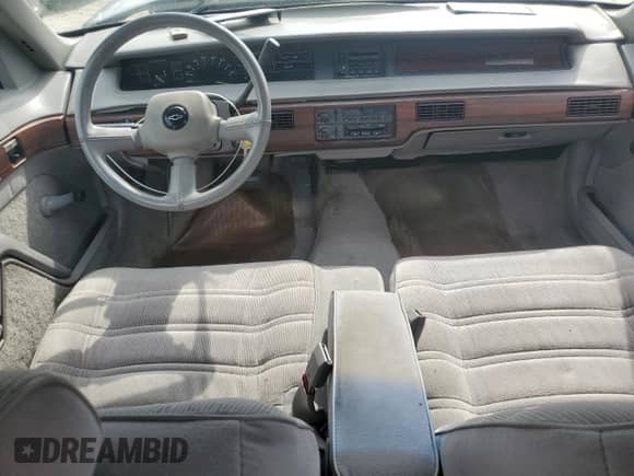 1993 Chevrolet Lumina с VIN 2G1WL54T0P1135408, выставлен на аукционе Copart как лот 64781185 с пробегом 140 909 миль миль и Списание • Salvage title. История ставок и продаж доступна на DreamBid. Изображение 8.