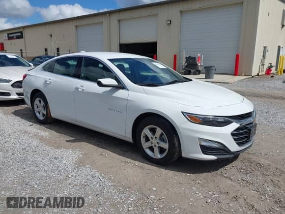 2024 Chevrolet Malibu LT с VIN 1G1ZD5ST0RF176999, выставлен на аукционе IAAI как лот 43313311 с пробегом 32 854 миль миль и . История ставок и продаж доступна на DreamBid. Изображение 1.