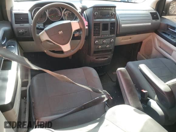 2008 Dodge Grand Caravan SE с VIN 1D8HN44H38B116368, выставлен на аукционе Copart как лот 85173305 с пробегом 133 363 миль миль и Списание • Salvage title. История ставок и продаж доступна на DreamBid. Изображение 8.