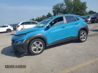 2023 Hyundai Kona SEL с VIN KM8K6CABXPU972387, выставлен на аукционе Copart как лот 68640325 с пробегом 67 949 миль миль и Чистый • Clean title. История ставок и продаж доступна на DreamBid. Изображение 1.