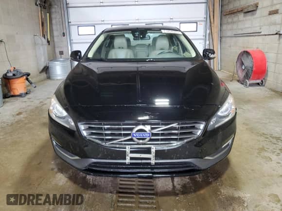 2014 Volvo S60 T5 с VIN YV1612FS4E1292839, выставлен на аукционе Copart как лот 71454085 с пробегом 139 948 миль миль и Списание • Salvage title. История ставок и продаж доступна на DreamBid. Изображение 5.