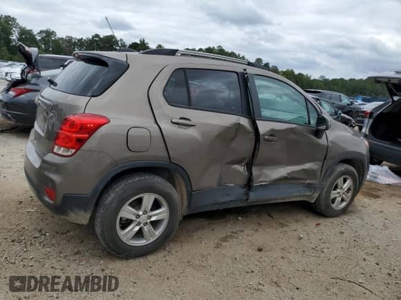 2022 Chevrolet Trax LT с VIN KL7CJPSMXNB546459, выставлен на аукционе Copart как лот 83831895 с пробегом 63 114 миль миль и Списание • Salvage title. История ставок и продаж доступна на DreamBid. Изображение 3.