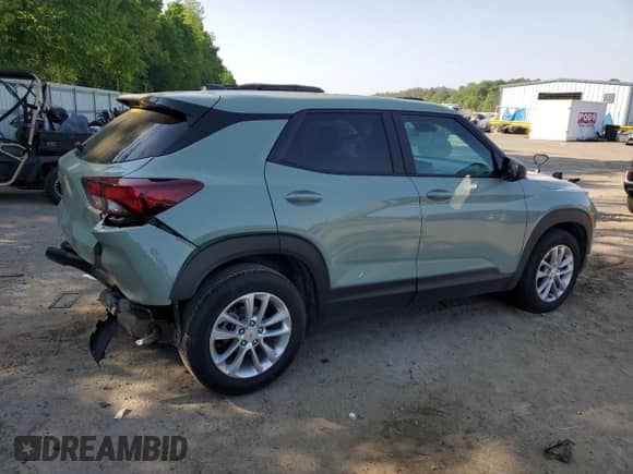 2025 Chevrolet TrailBlazer LS z VIN KL79MMSL7SB102667, wystawiony jako Copart lot #52720115 z przebiegiem 2 009 mil mil oraz Szkoda całkowita • Salvage title. Historia ofert i sprzedaży dostępna na DreamBid. Obrazek 3.