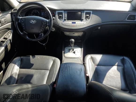2013 Hyundai Genesis 3.8L с VIN KMHGC4DD1DU222020, выставлен на аукционе Copart как лот 72063904 с пробегом 148 786 миль миль и Чистый • Clean title. История ставок и продаж доступна на DreamBid. Изображение 8.