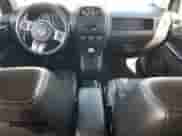 2012 Jeep Compass Limited с VIN 1C4NJCCB5CD508964, выставлен на аукционе Copart как лот 47749995 с пробегом 121 353 миль миль и Списание • Salvage title. История ставок и продаж доступна на DreamBid. Изображение 8.