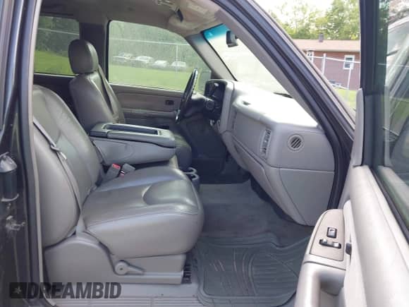 2003 GMC Sierra 1500 SLE с VIN 2GTEK19T931170319, выставлен на аукционе IAAI как лот 42688524 с пробегом 319 869 миль миль и . История ставок и продаж доступна на DreamBid. Изображение 5.