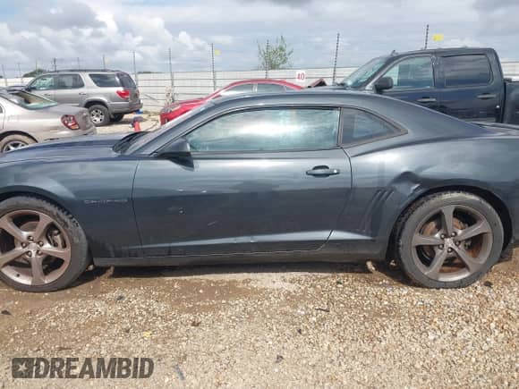 2013 Chevrolet Camaro LT с VIN 2G1FB1E39D9173050, выставлен на аукционе IAAI как лот 43402532 с пробегом 267 352 миль миль и . История ставок и продаж доступна на DreamBid. Изображение 14.