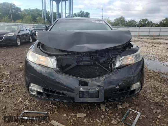 2009 Acura TL Technology с VIN 19UUA96569A001037, выставлен на аукционе Copart как лот 69570575 с пробегом 126 350 миль миль и Списание • Salvage title. История ставок и продаж доступна на DreamBid. Изображение 5.
