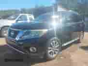 2013 Nissan Pathfinder SV z VIN 5N1AR2MN1DC661791, wystawiony jako IAAI lot #43458724 z przebiegiem 227 042 mil mil oraz . Historia ofert i sprzedaży dostępna na DreamBid. Obrazek 2.