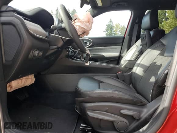 2025 Jeep Compass Latitude с VIN 3C4NJDBN7ST605030, выставлен на аукционе Copart как лот 86832855 с пробегом 5 463 миль миль и Списание • Salvage title. История ставок и продаж доступна на DreamBid. Изображение 7.