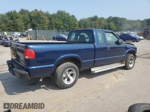 2003 Chevrolet S-10 LS с VIN 1GCDT19X538246482, выставлен на аукционе Copart как лот 46163205 с пробегом Не указан миль и Списание • Salvage title. История ставок и продаж доступна на DreamBid. Изображение 3.