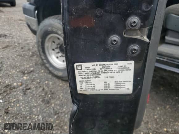 2004 Chevrolet Silverado 2500HD LS с VIN 1GCHK23U84F114144, выставлен на аукционе Copart как лот 69573905 с пробегом 149 449 миль миль и Списание • Salvage title. История ставок и продаж доступна на DreamBid. Изображение 12.