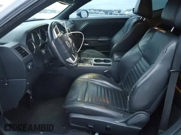 2014 Dodge Challenger R/T Plus with VIN 2C3CDYBT5EH160826, listed as a Copart auction lot 82748844 with 160,152 mi miles and Salvage title. Bid and sale history available at DreamBid. Image 7.
