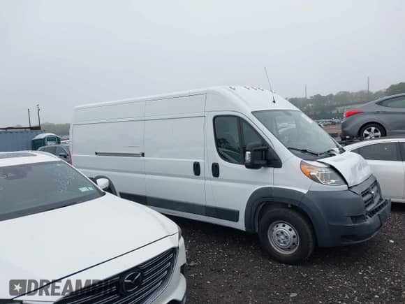 2018 Ram ProMaster Cargo z VIN 3C6URVJG7JE128140, wystawiony jako IAAI lot #42174435 z przebiegiem 101 826 mil mil oraz . Historia ofert i sprzedaży dostępna na DreamBid. Obrazek 12.