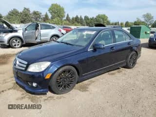 2010 Mercedes-Benz C 300 Sport с VIN WDDGF8BB0AF418881, выставлен на аукционе Copart как лот 70727225 с пробегом 163 149 миль миль и Списание • Salvage title. История ставок и продаж доступна на DreamBid. Изображение 1.