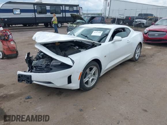 2022 Chevrolet Camaro 1LT с VIN 1G1FB1RX8N0118727, выставлен на аукционе IAAI как лот 42357088 с пробегом 49 965 миль миль и . История ставок и продаж доступна на DreamBid. Изображение 2.