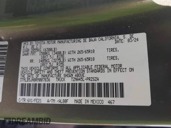 2024 Toyota Tacoma SR5 z VIN 3TMLB5JN8RM007836, wystawiony jako IAAI lot #42443151 z przebiegiem Nie podano mil oraz . Historia ofert i sprzedaży dostępna na DreamBid. Obrazek 9.