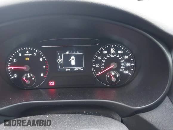 2017 Kia Sorento LX z VIN 5XYPGDA58HG209729, wystawiony jako IAAI lot #43548801 z przebiegiem 199 270 mil mil oraz . Historia ofert i sprzedaży dostępna na DreamBid. Obrazek 7.