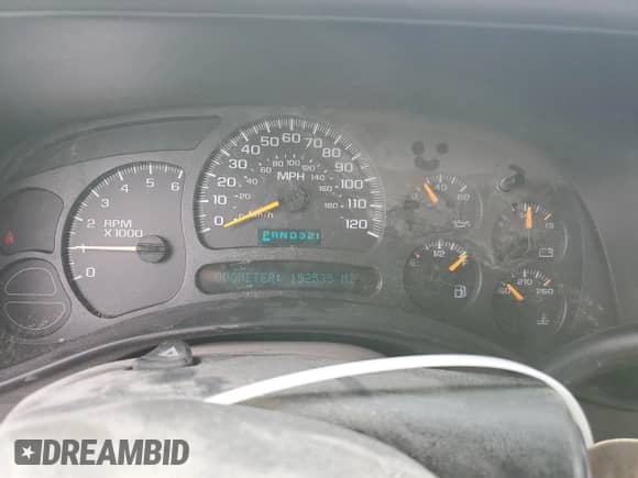 2005 Chevrolet Suburban Z71 z VIN 3GNFK16Z05G144965, wystawiony jako Copart lot #82526535 z przebiegiem 152 535 mil mil oraz Czysty tytuł • Clean title. Historia ofert i sprzedaży dostępna na DreamBid. Obrazek 9.