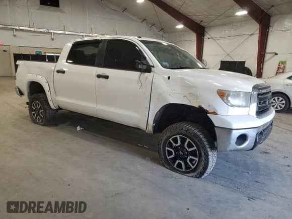 2012 Toyota Tundra с VIN 5TFDY5F16CX268649, выставлен на аукционе Copart как лот 48197875 с пробегом 189 824 миль миль и Списание • Salvage title. История ставок и продаж доступна на DreamBid. Изображение 4.
