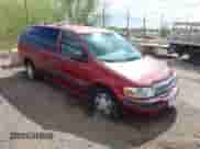 2002 Chevrolet Venture LS 1SC z VIN 1GNDX03E32D182784, wystawiony jako IAAI lot #42064170 z przebiegiem 224 928 mil mil oraz . Historia ofert i sprzedaży dostępna na DreamBid. Obrazek 1.