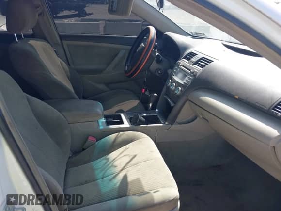 2007 Toyota Camry CE с VIN 4T1BE46K37U526227, выставлен на аукционе IAAI как лот 43190935 с пробегом 212 906 миль миль и . История ставок и продаж доступна на DreamBid. Изображение 5.