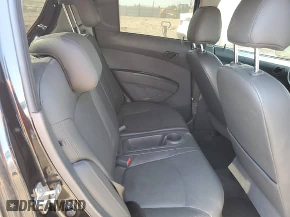 2015 Chevrolet Spark LT z VIN KL8CF6S9XFC753450, wystawiony jako Copart lot #70730055 z przebiegiem 119 562 mil mil oraz Szkoda całkowita • Salvage title. Historia ofert i sprzedaży dostępna na DreamBid. Obrazek 10.