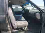 1998 Dodge 1500 z VIN 1B7HF16Z0WS701907, wystawiony jako IAAI lot #42252786 z przebiegiem 193 945 mil mil oraz . Historia ofert i sprzedaży dostępna na DreamBid. Obrazek 5.