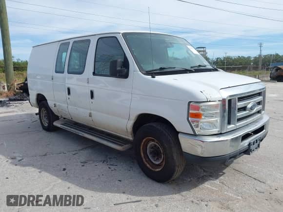 2013 Ford Econoline Cargo Commercial с VIN 1FTNE2EW2DDA21575, выставлен на аукционе IAAI как лот 40905730 с пробегом 318 652 миль миль и . История ставок и продаж доступна на DreamBid. Изображение 1.