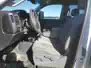 2017 Chevrolet Silverado 3500HD Work Truck с VIN 1GC4KYCY8HF198444, выставлен на аукционе Copart как лот 43447745 с пробегом 153 956 миль миль и Списание • Salvage title. История ставок и продаж доступна на DreamBid. Изображение 7.