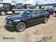 2010 Chrysler 300 C с VIN 2C3CK6CT8AH151332, выставлен на аукционе Copart как лот 69303135 с пробегом 154 052 миль миль и Чистый • Clean title. История ставок и продаж доступна на DreamBid. Изображение 1.