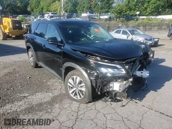 2024 Nissan Pathfinder SL with VIN 5N1DR3CC8RC272690, listed as a Copart auction lot 70953925 with 23,989 mi miles and Salvage title. Bid and sale history available at DreamBid. Image 14.