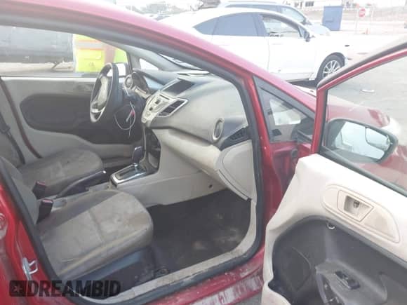 2012 Ford Fiesta SE с VIN 3FADP4BJ0CM215802, выставлен на аукционе IAAI как лот 43075874 с пробегом 144 636 миль миль и . История ставок и продаж доступна на DreamBid. Изображение 5.