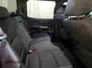 2017 Chevrolet Silverado 1500 LT z VIN 3GCUKREC9HG503780, wystawiony jako Copart lot #86430865 z przebiegiem 27 013 mil mil oraz Szkoda całkowita • Salvage title. Historia ofert i sprzedaży dostępna na DreamBid. Obrazek 10.