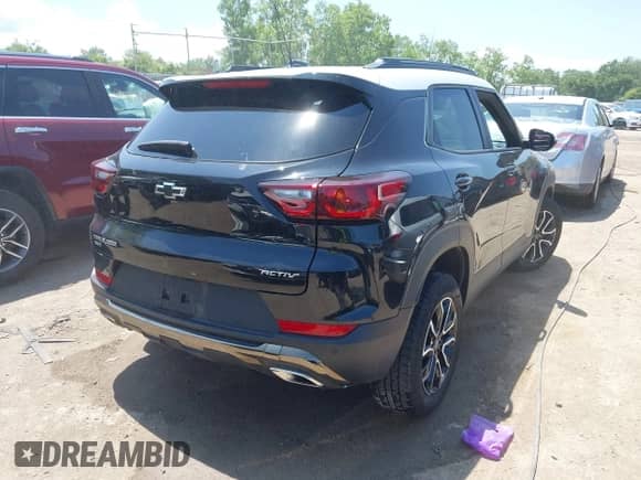 2024 Chevrolet TrailBlazer ACTIV z VIN KL79MSSL6RB053525, wystawiony jako IAAI lot #42650921 z przebiegiem 10 475 mil mil oraz . Historia ofert i sprzedaży dostępna na DreamBid. Obrazek 4.