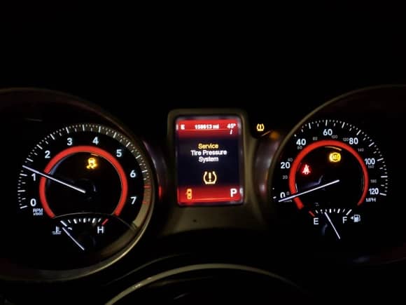 2011 Dodge Journey LUX с VIN 3D4PG9FG4BT505941, выставлен на аукционе Copart как лот 42003625 с пробегом 158 613 миль миль и Чистый • Clean title. История ставок и продаж доступна на DreamBid. Изображение 9.