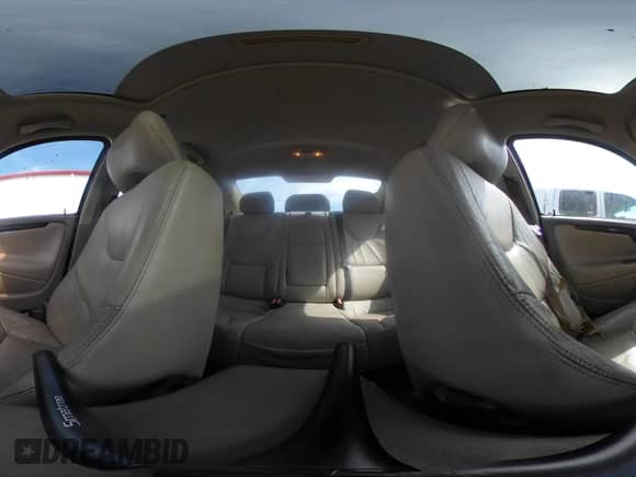 2001 Volvo S60 с VIN YV1RS61RX12066606, выставлен на аукционе IAAI как лот 41801626 с пробегом 161 504 миль миль и . История ставок и продаж доступна на DreamBid. Изображение 19.