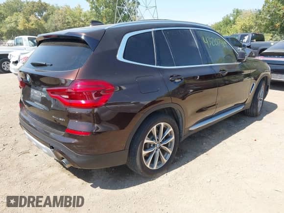 2019 BMW X3 xDrive30i с VIN 5UXTR9C52KLE15256, выставлен на аукционе IAAI как лот 43207909 с пробегом Не указан миль и . История ставок и продаж доступна на DreamBid. Изображение 4.
