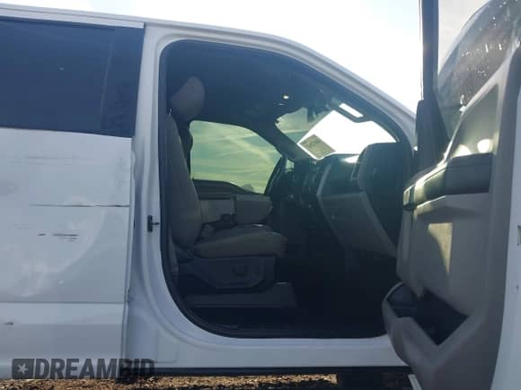 2018 Ford F-150 XL с VIN 1FTEW1E53JKC02920, выставлен на аукционе IAAI как лот 43072947 с пробегом 191 133 миль миль и . История ставок и продаж доступна на DreamBid. Изображение 5.