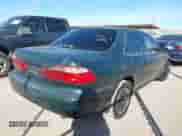 1998 Honda Accord LX z VIN 1HGCG1646WA035364, wystawiony jako IAAI lot #41409101 z przebiegiem 223 678 mil mil oraz . Historia ofert i sprzedaży dostępna na DreamBid. Obrazek 4.