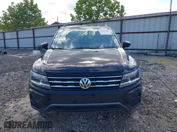 2021 Volkswagen Tiguan SE with VIN 3VV3B7AX2MM099162, listed as a IAAI auction lot 43252187 with 85,668 mi miles and . Bid and sale history available at DreamBid. Image 12.