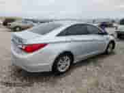 2012 Hyundai Sonata GLS z VIN 5NPEB4AC9CH349441, wystawiony jako Copart lot #80218215 z przebiegiem 235 834 mil mil oraz Szkoda całkowita • Salvage title. Historia ofert i sprzedaży dostępna na DreamBid. Obrazek 3.