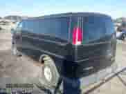 2000 Chevrolet Express Cargo YF7 z VIN 1GBFG15R6Y1173065, wystawiony jako IAAI lot #41357260 z przebiegiem 242 540 mil mil oraz . Historia ofert i sprzedaży dostępna na DreamBid. Obrazek 3.