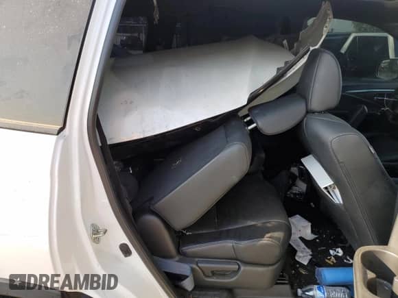 2020 Honda Passport EX-L with VIN 5FNYF7H57LB004207, listed as a Copart auction lot 67420715 with 76,324 mi miles and Salvage title. Bid and sale history available at DreamBid. Image 11.