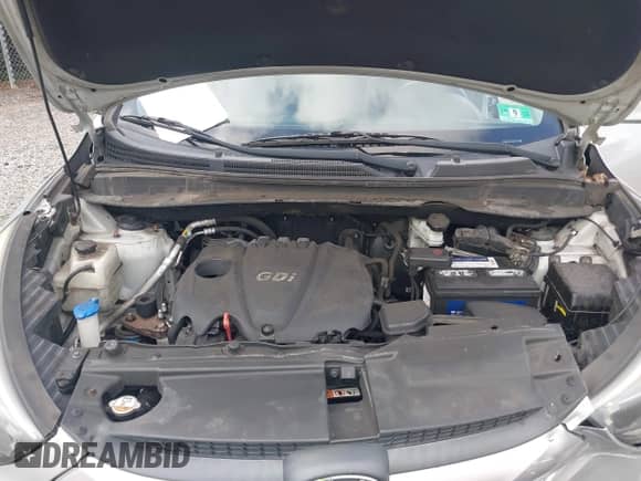 2014 Hyundai Tucson SE with VIN KM8JU3AG5EU831589, listed as a IAAI auction lot 42709097 with 147,199 mi miles and . Bid and sale history available at DreamBid. Image 10.