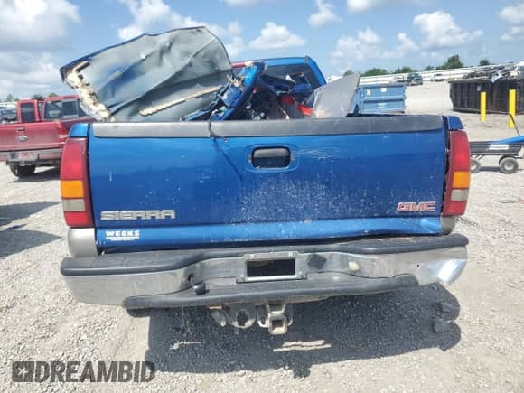 2003 GMC Sierra 1500 SLE with VIN 2GTEC19T031218786, listed as a Copart auction lot 61959785 with Not provided miles and Salvage title. Bid and sale history available at DreamBid. Image 6.